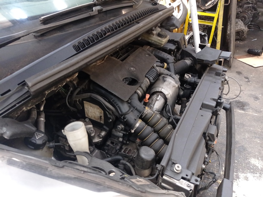  Peugeot 5008 2013    EN DESARME
